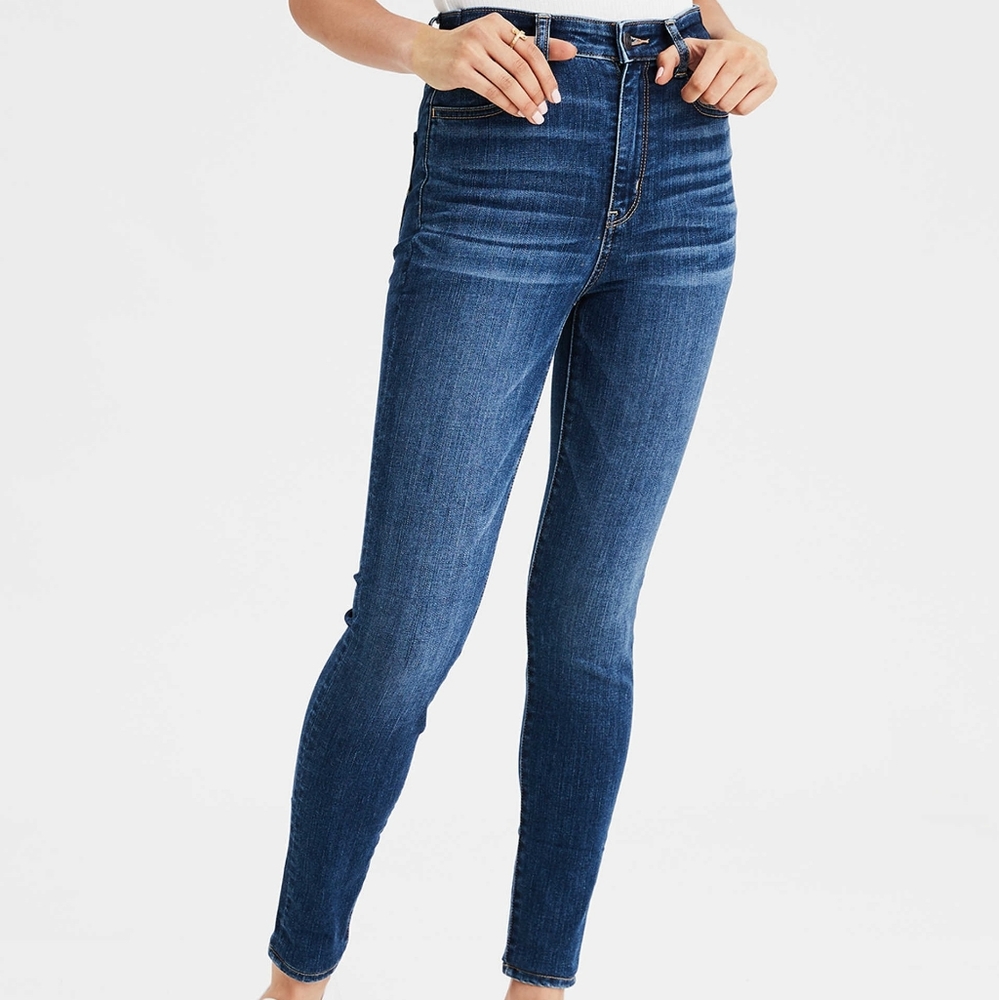 American Eagle Hi-Rise medium wash jeggings